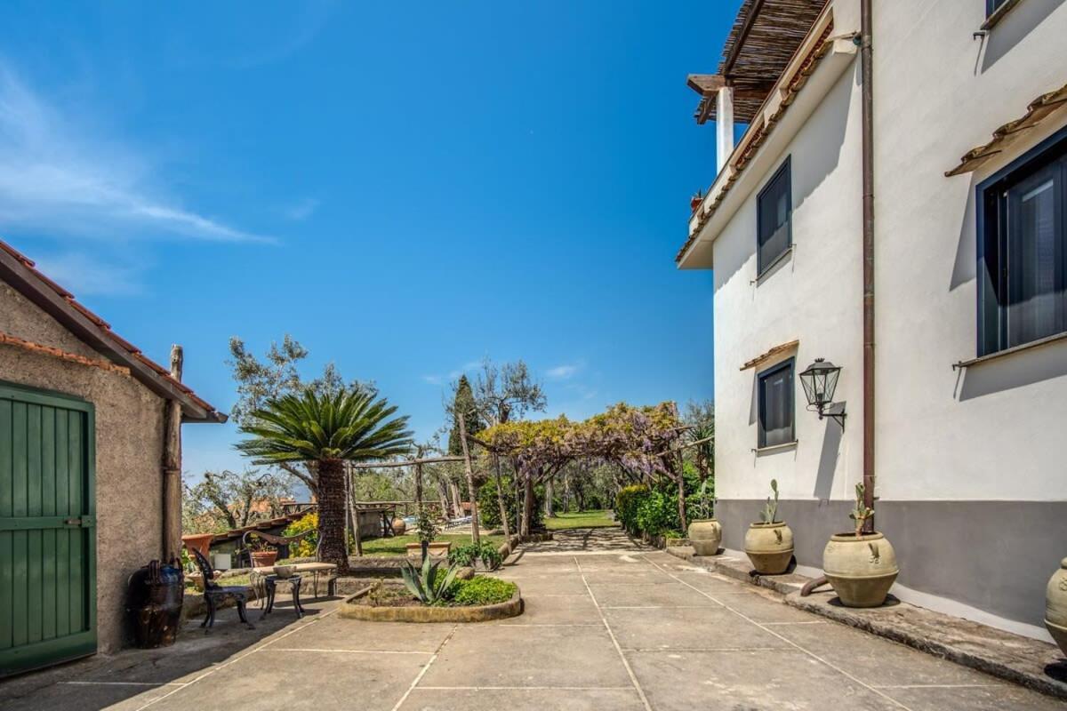 Villa Aragona Historic Villa With Views And Guest Services Massa Lubrense Bagian luar foto