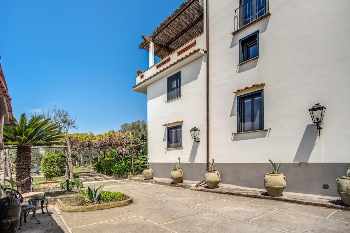 Villa Aragona Historic Villa With Views And Guest Services Massa Lubrense Bagian luar foto