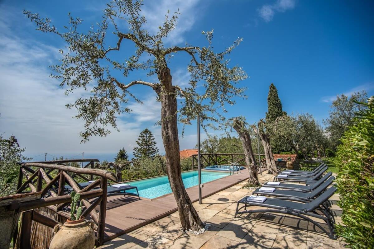 Villa Aragona Historic Villa With Views And Guest Services Massa Lubrense Bagian luar foto