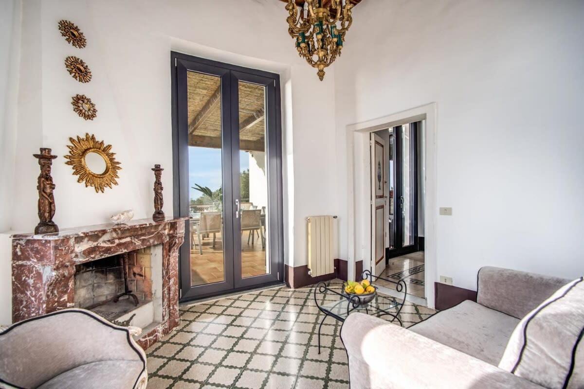 Villa Aragona Historic Villa With Views And Guest Services Massa Lubrense Bagian luar foto